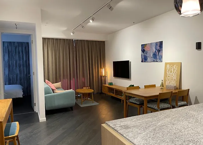 The Fawkner Apartment Bay-View Pool/Gym Free Parking